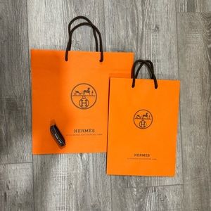 Hermes shopping bags/ribbon